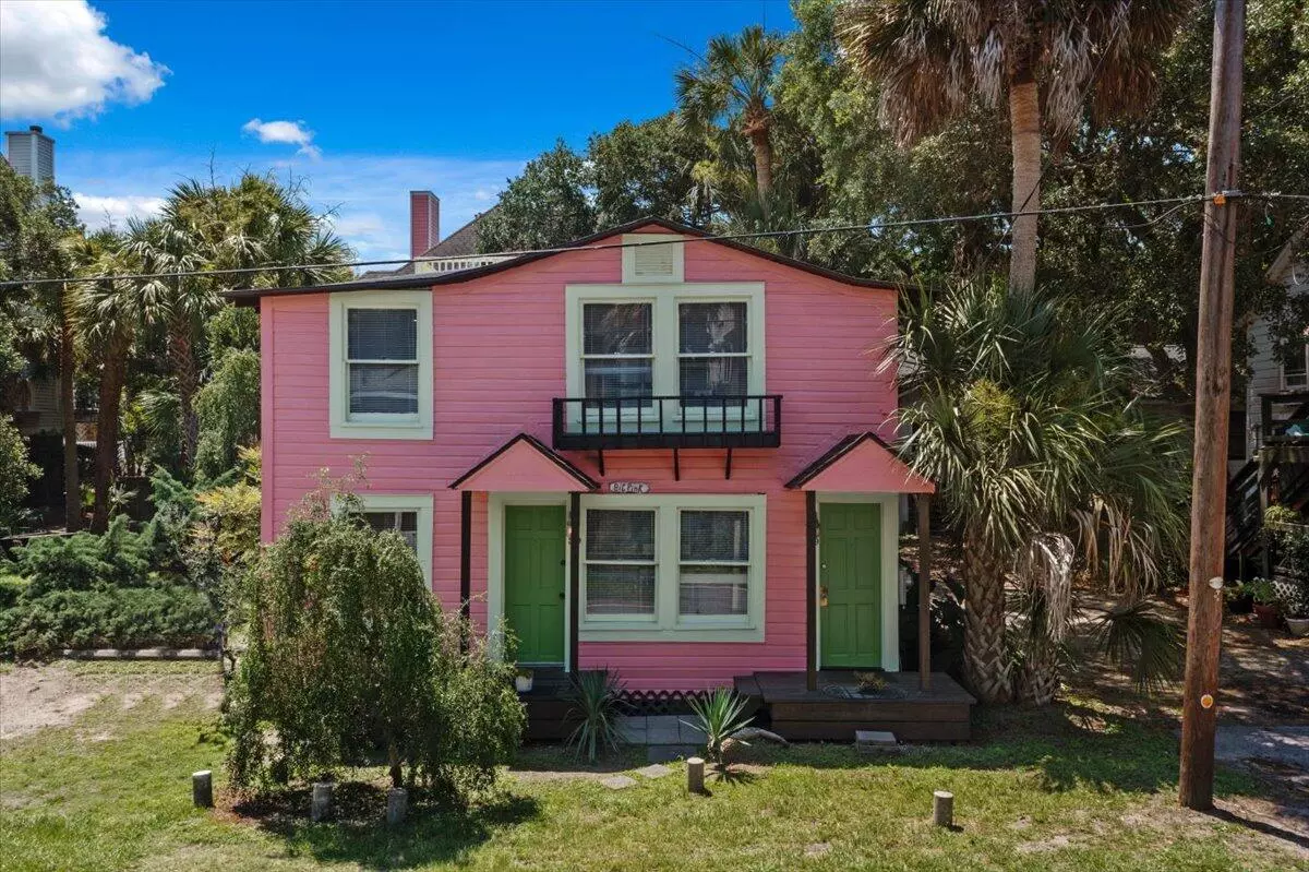 Folly Beach, SC 29439,509 E Ashley Ave
