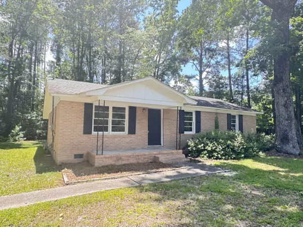 114 Madison St, Walterboro, SC 29488