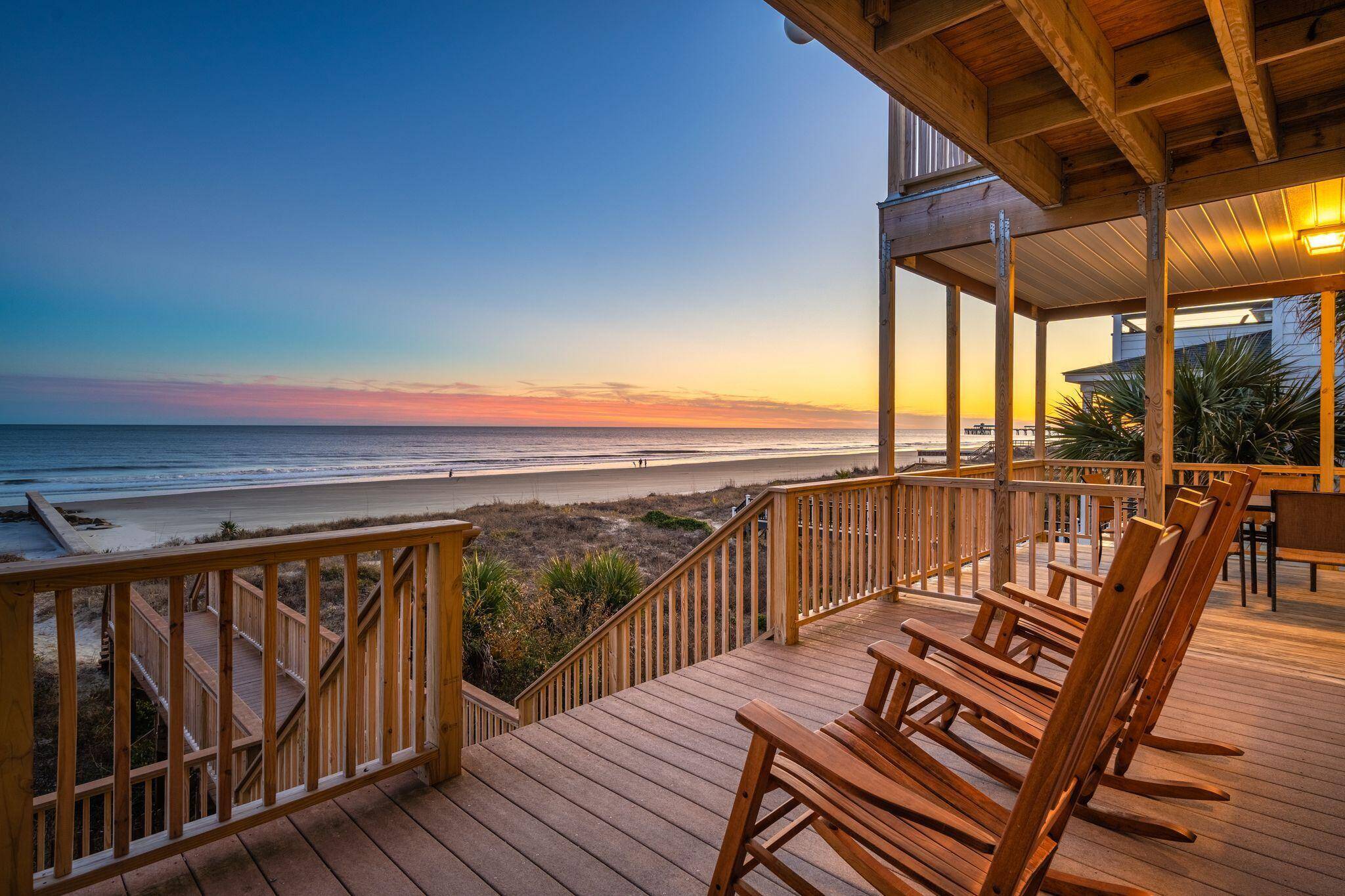 Folly Beach, SC 29439,505 E Arctic Ave