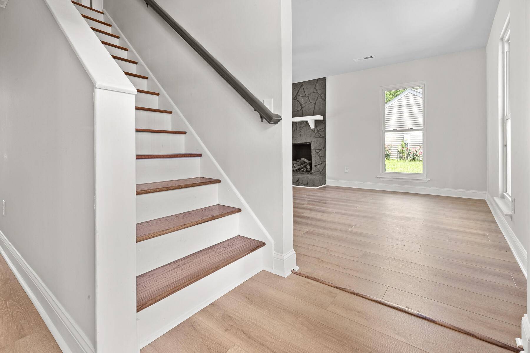 Summerville, SC 29486,107 Sugarpine Pl