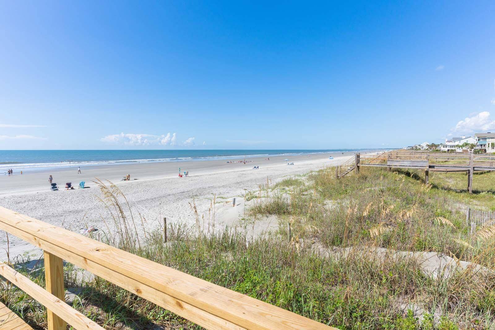 Folly Beach, SC 29439,509 W Ashley Ave