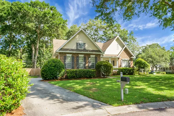 Mount Pleasant, SC 29464,652 Spinner Cir