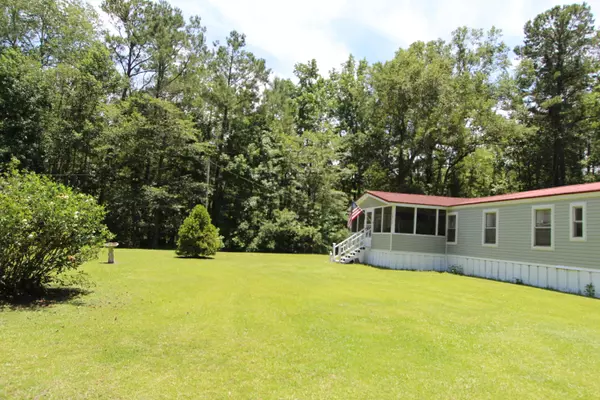 Round O, SC 29474,131 Gloverville Ln