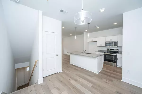 North Charleston, SC 29405,2161 W Jimtown Dr #101