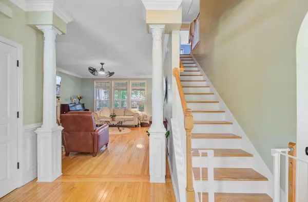 Charleston, SC 29492,2228 Daniel Island Dr