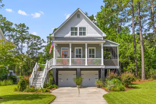 129 Martins Point Dr, Wando, SC 29492