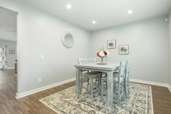 Summerville, SC 29483,109 Goose Rd