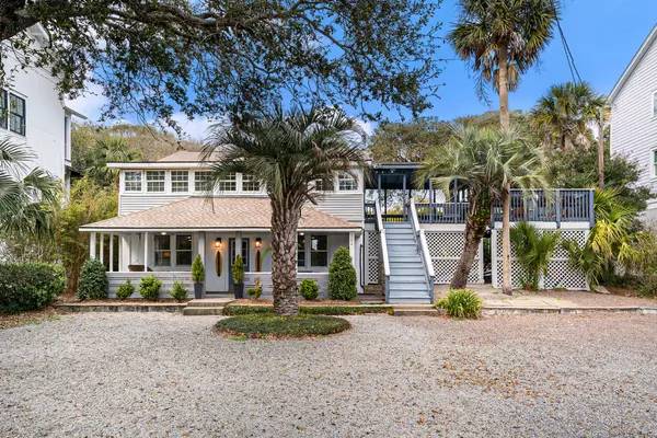 Folly Beach, SC 29439,504 W Ashley Ave