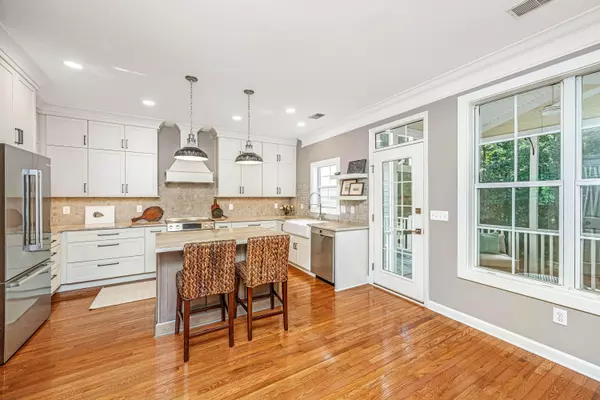 Mount Pleasant, SC 29466,136 Fair Sailing Rd