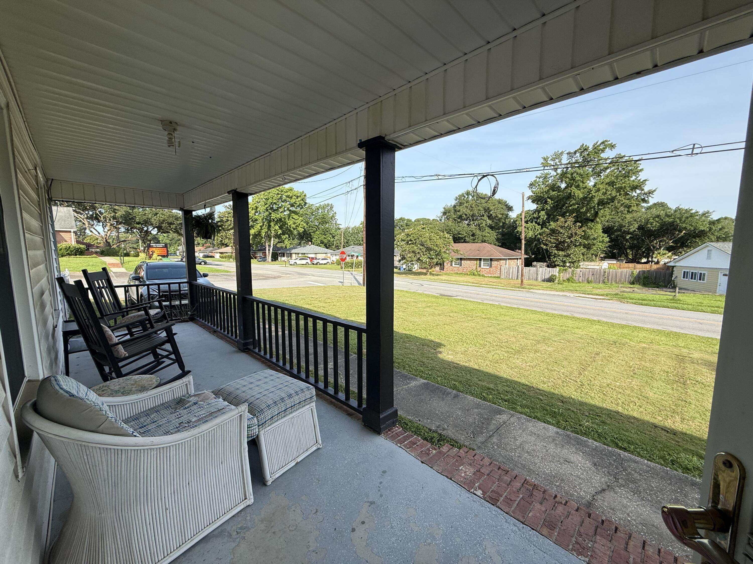 Hanahan, SC 29410,1139 Belvedere Dr