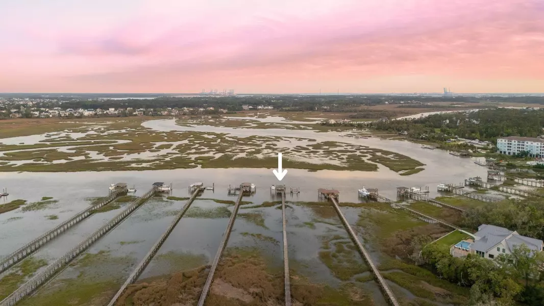 627 Barbados Dr, Charleston, SC 29492