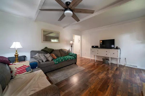Summerville, SC 29485,106 Labrador Ct