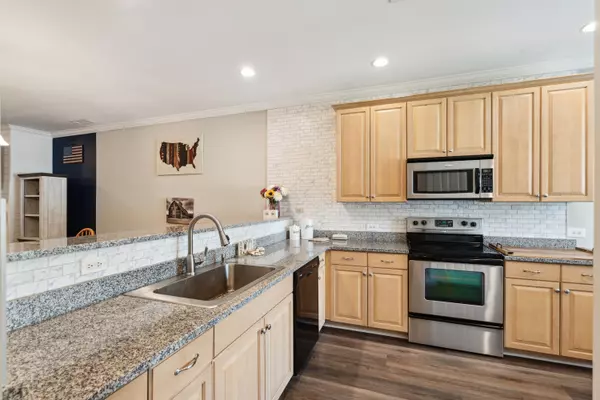 North Charleston, SC 29418,5511 Colonial Chatsworth Cir