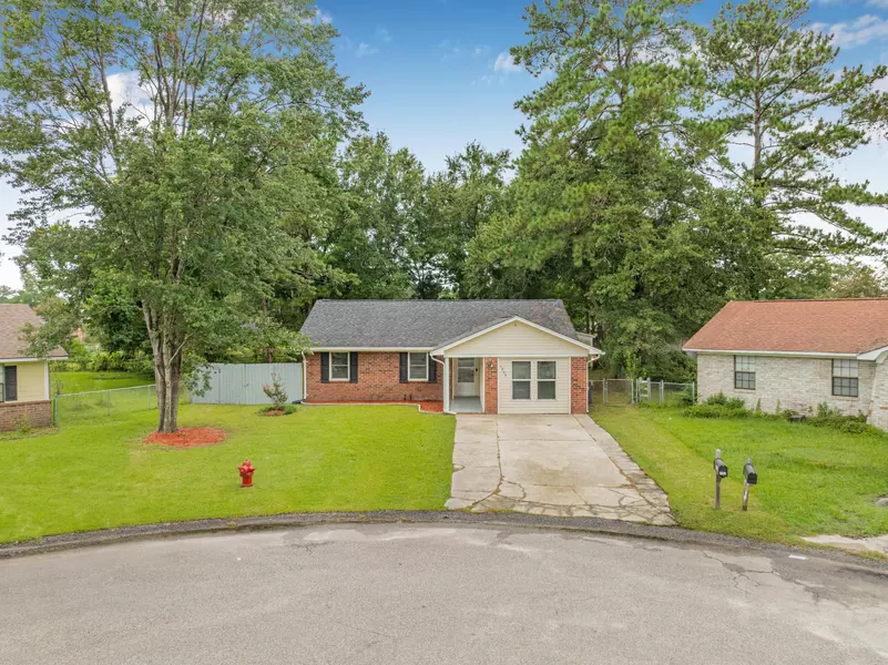 1005 Colony Ct, Summerville, SC 29486