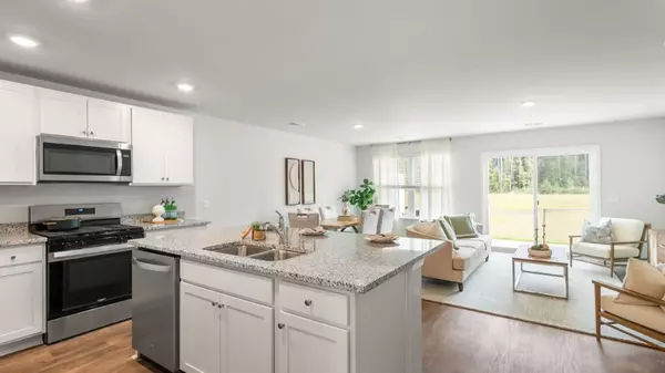Summerville, SC 29486,152 Haventree Ct