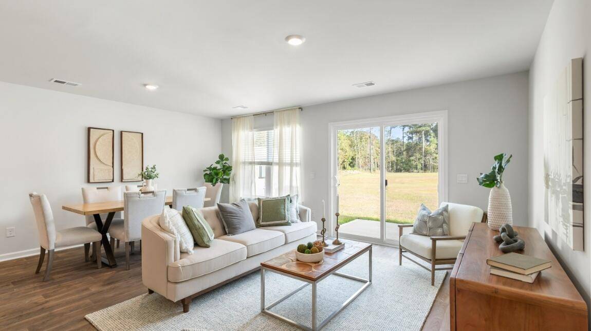 Summerville, SC 29486,152 Haventree Ct