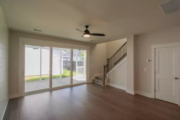 Summerville, SC 29486,111 Crimson St