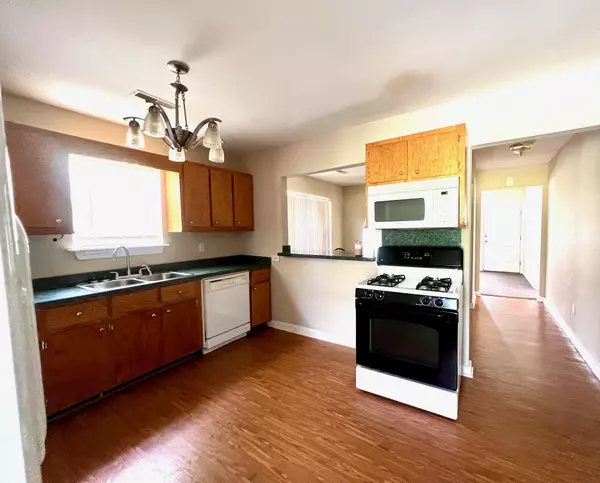 Cross, SC 29436,113 Gospel Ln #A & B