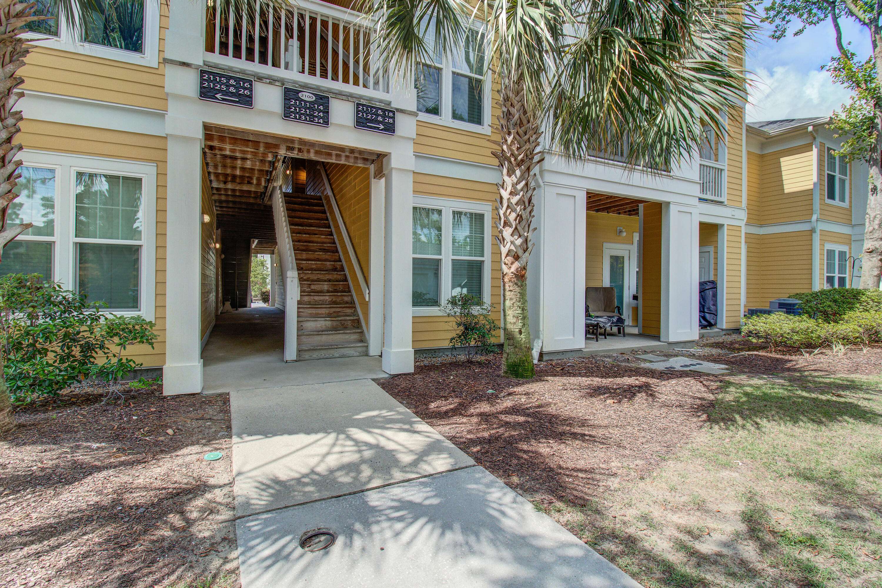 2133 Chatelain Way, Mount Pleasant, SC 29464