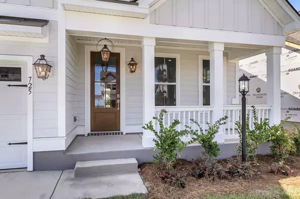 Summerville, SC 29486,725 Maynard Ln