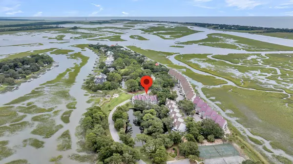 202 Mariners Cay Dr,  Folly Beach,  SC 29439