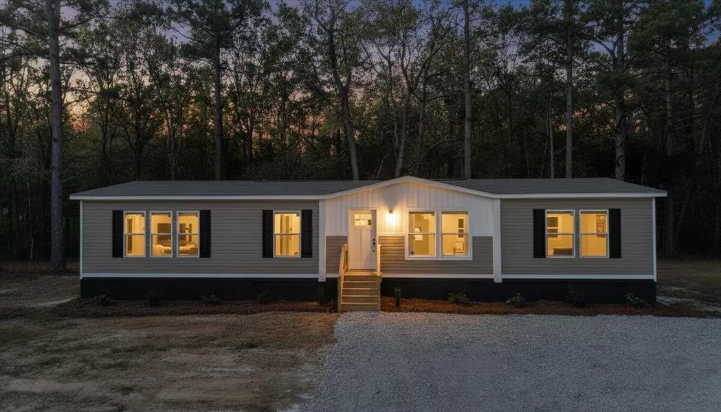 319 Hickory Nut Way, Cross, SC 29436