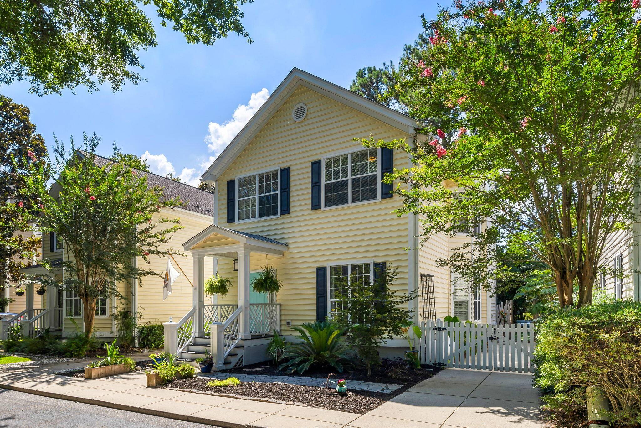 Mount Pleasant, SC 29464,1033 Mathis Ferry Rd