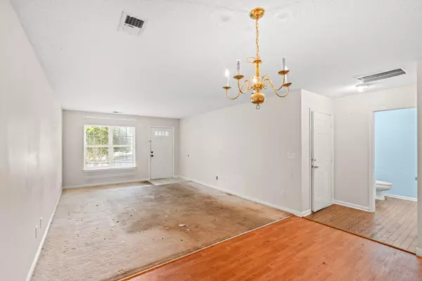 Pawleys Island, SC 29585,112 Palisade Loop