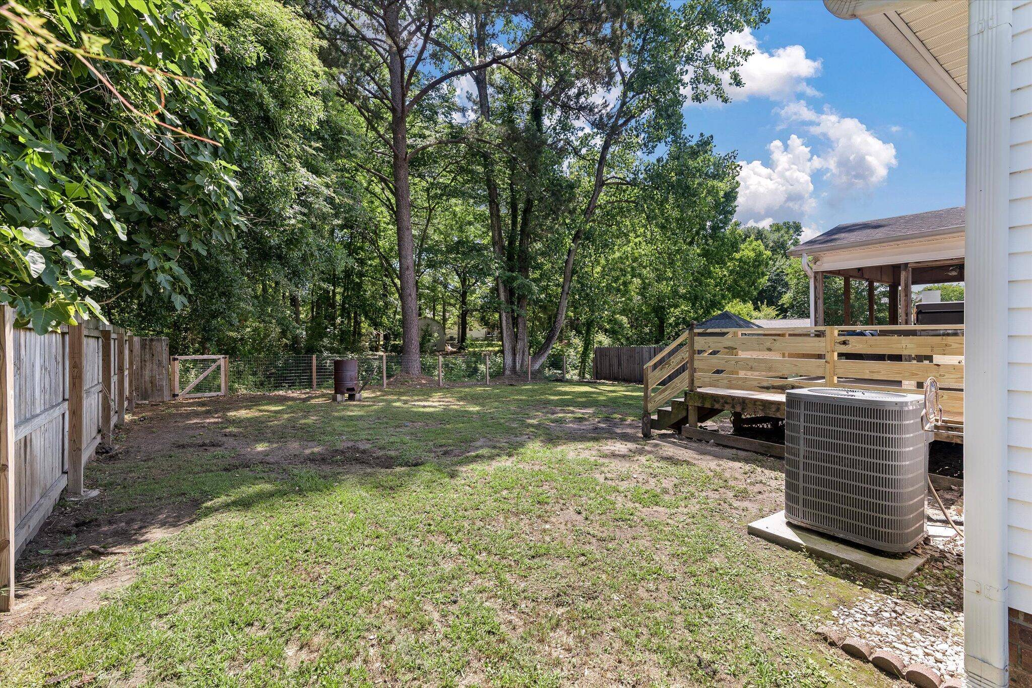 North Charleston, SC 29420,5052 Hidden Forest Ln