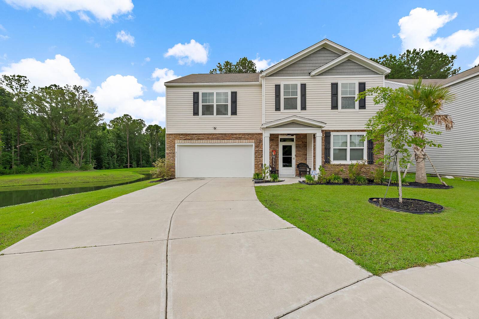 217 Tupelo Ct, Moncks Corner, SC 29461