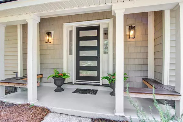 Charleston, SC 29412,1052 Yorktown Dr