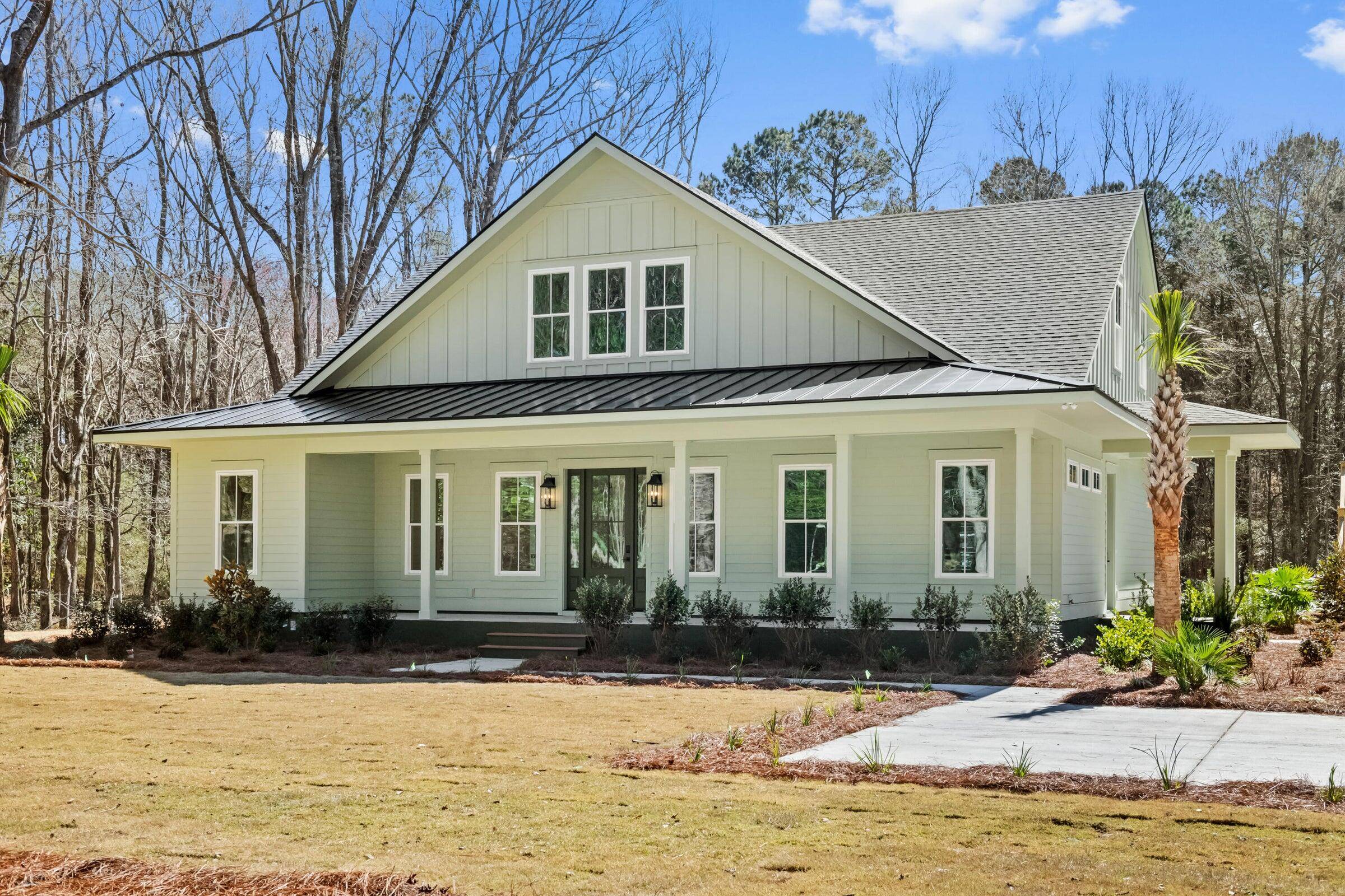 2725 Starfish Dr, Johns Island, SC 29455