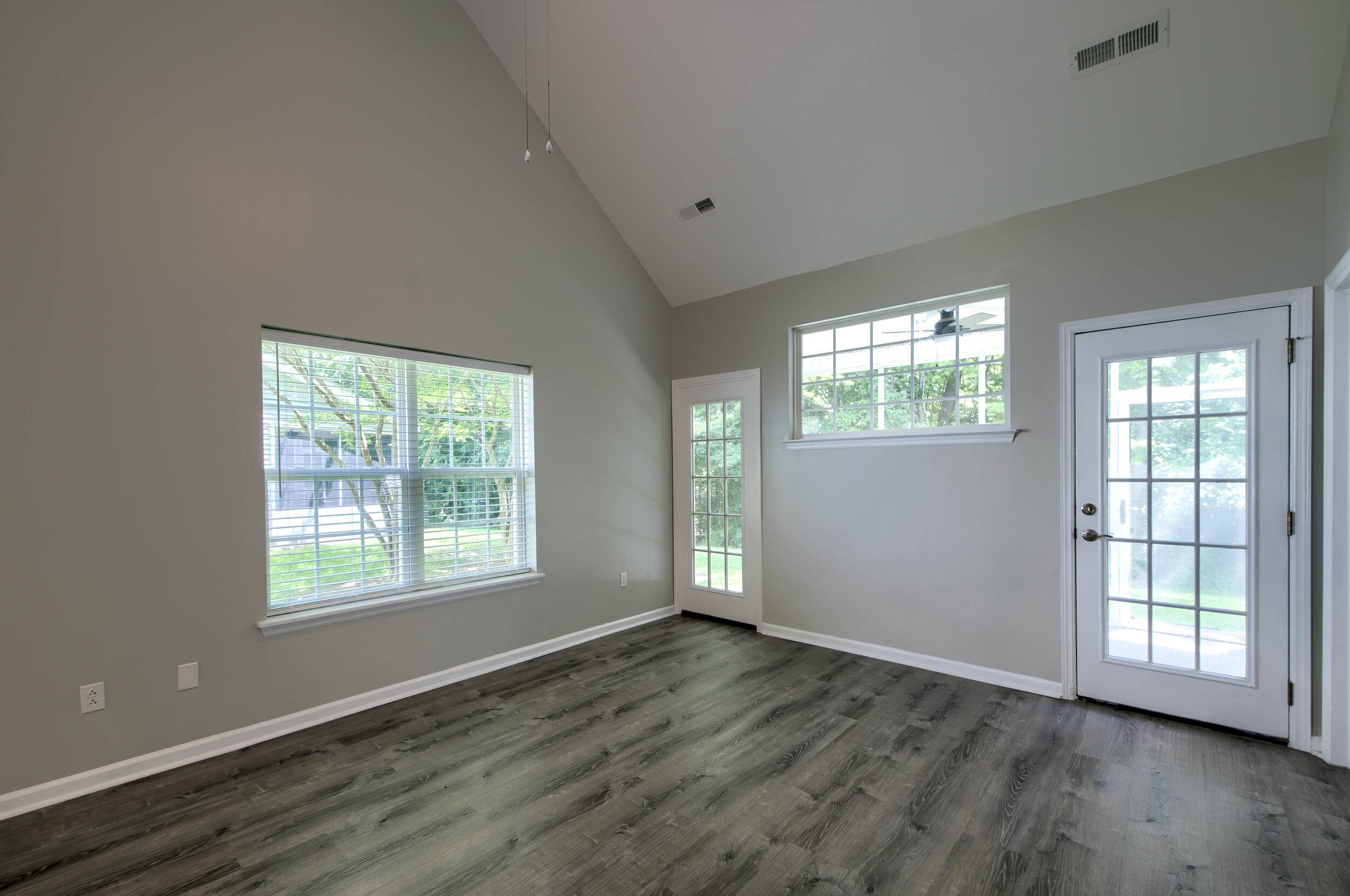 North Charleston, SC 29420,8721 Grassy Oak Trl