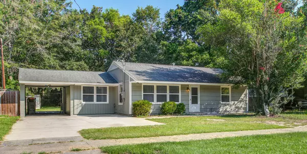 1112 Yeamans Hall Rd, Hanahan, SC 29410