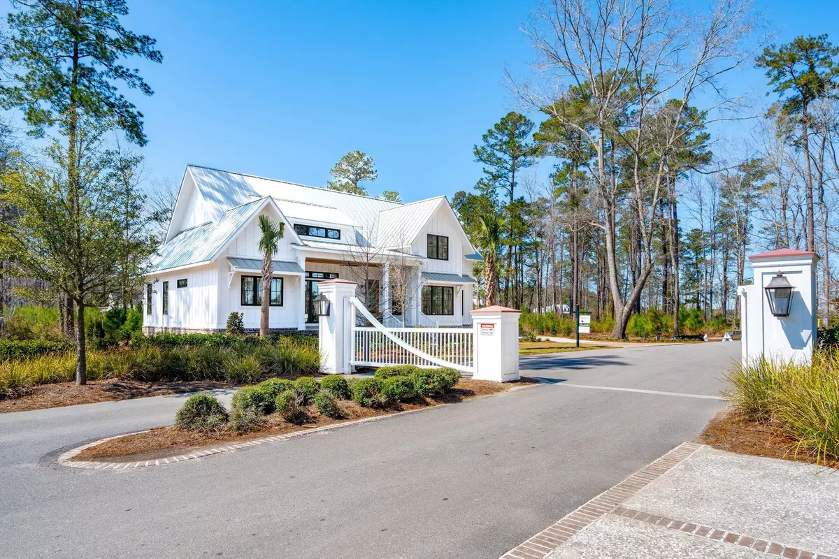 Ravenel, SC 29470,105 Peninsula Dr