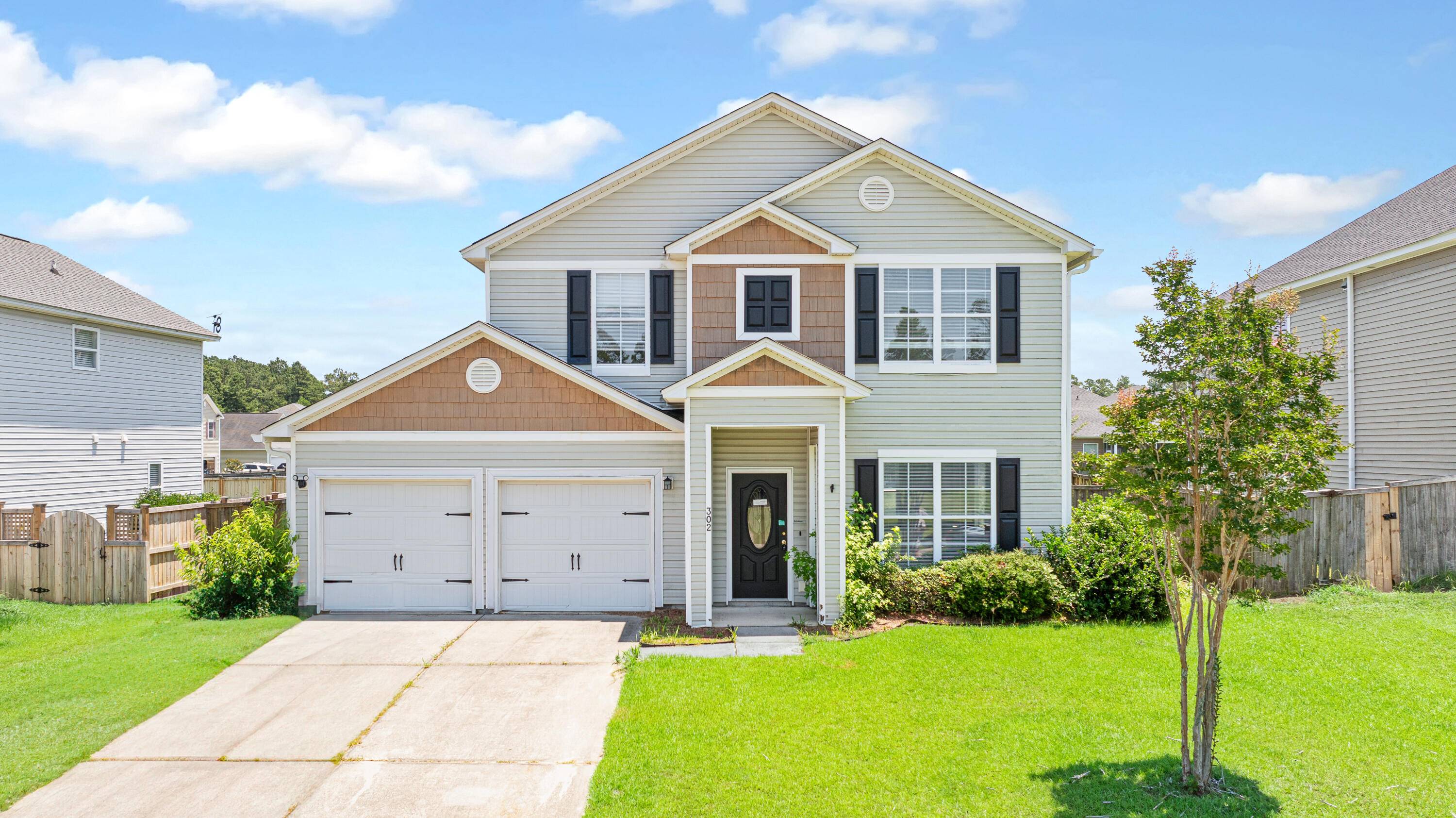 302 Mossy Wood Rd, Summerville, SC 29483