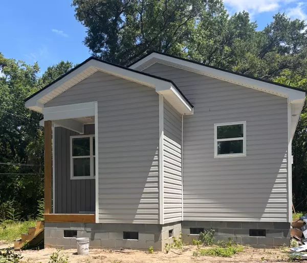2635 Tillman St,  North Charleston,  SC 29405