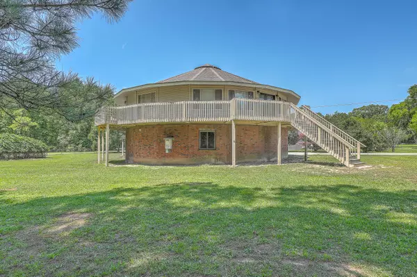 Summerville, SC 29483,395 Summerset Ln