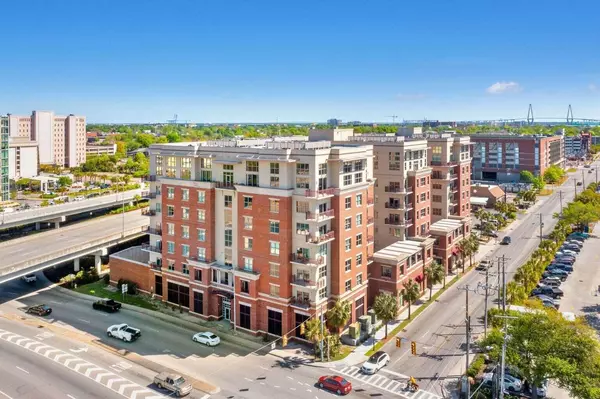 150 Bee St #308, Charleston, SC 29401