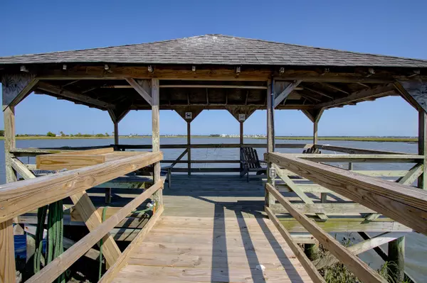 Mount Pleasant, SC 29464,1551 Ben Sawyer Blvd #4d