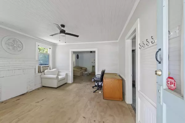 Summerville, SC 29483,1736 Central Ave