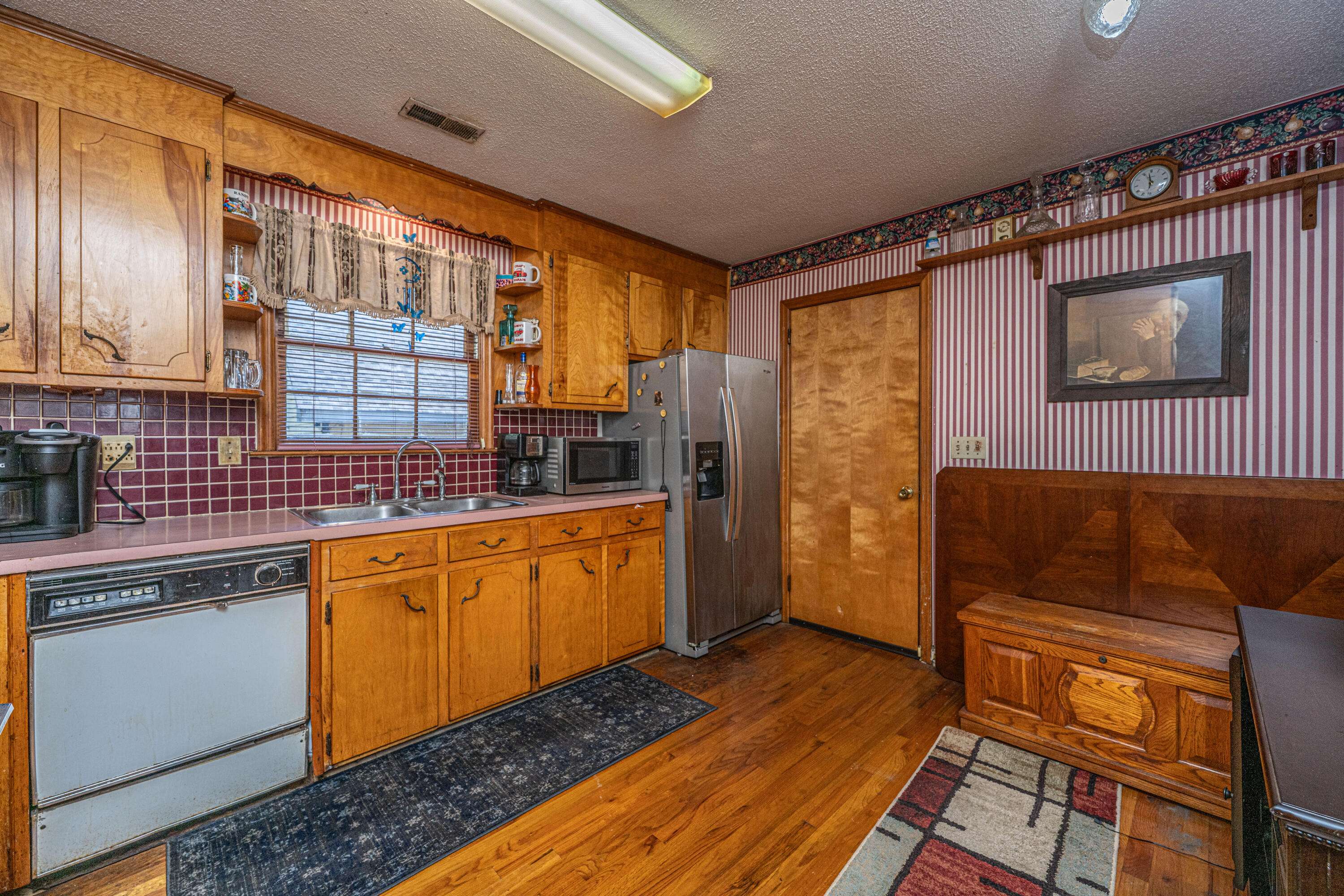 North Charleston, SC 29418,5302 Helene Dr