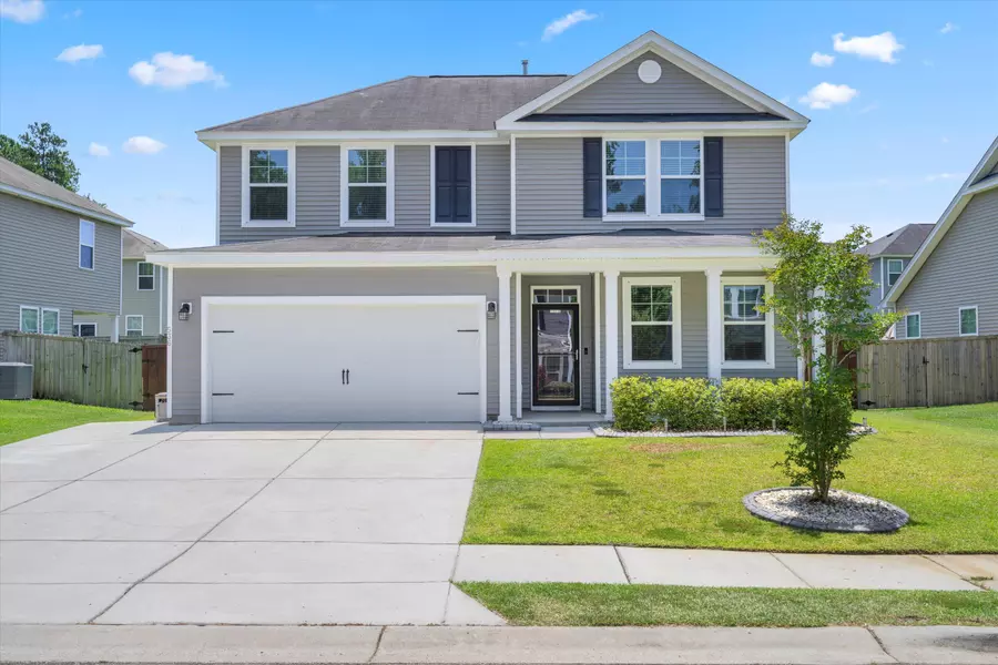 536 Man O War Ln, Moncks Corner, SC 29461