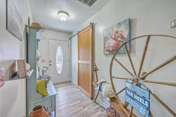 Summerville, SC 29485,106 Nottingham Ct