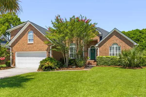 1441 Waterside Ct,  Mount Pleasant,  SC 29464