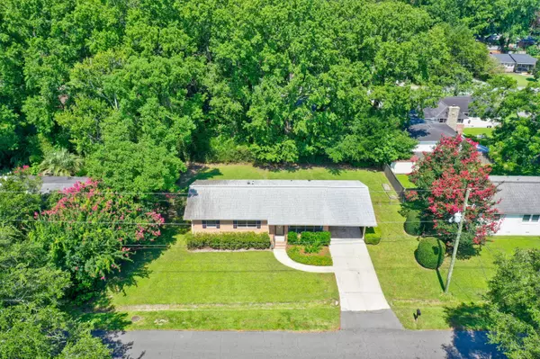 Charleston, SC 29407,7 Plainfield Dr