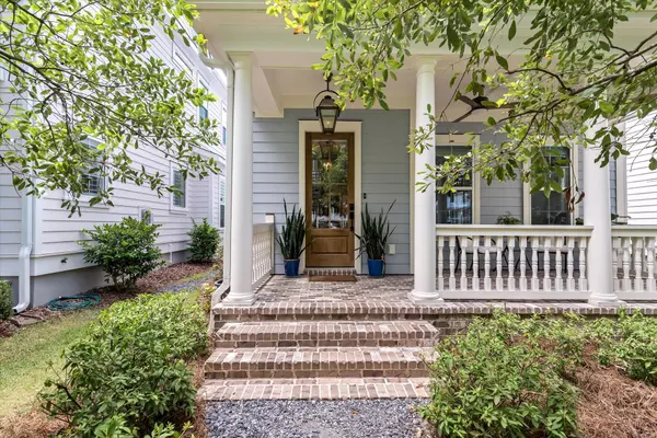 Charleston, SC 29407,1052 Avenue Of Oaks