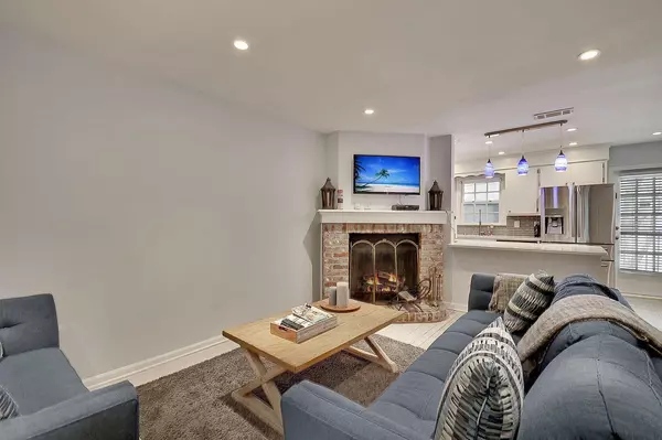 Charleston, SC 29401,15 Horlbeck Aly #15