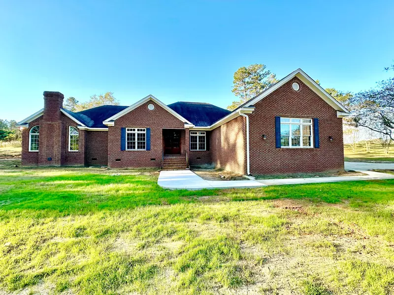 55 Longest Dr, Saint Matthews, SC 29135