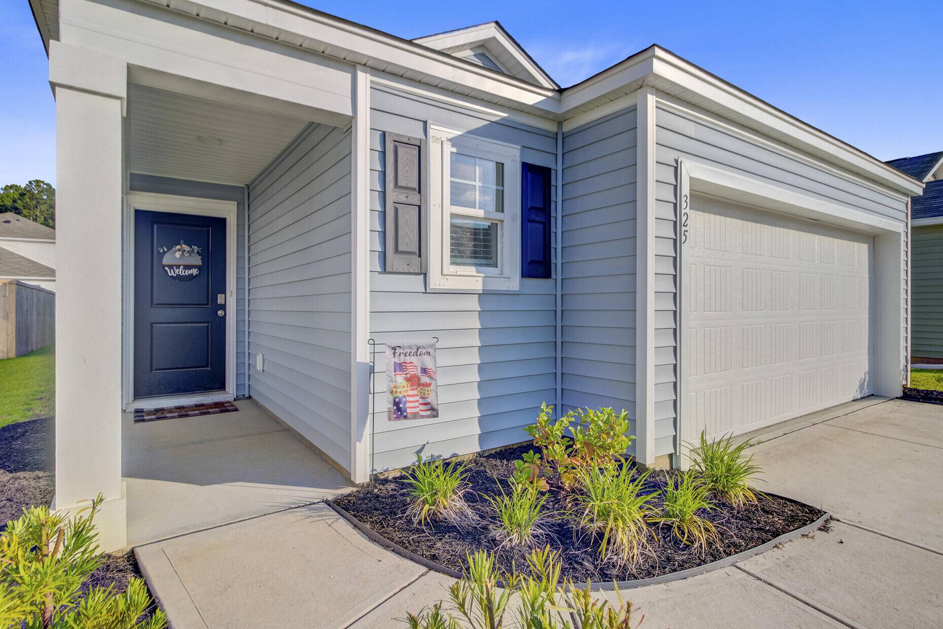 Summerville, SC 29486,325 Coral Sunset Way